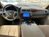 GMC Yukon Standard 2011